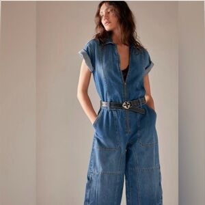 Free People jumpsuit. We The Free On The Run Cropped Coveralls size Medium.